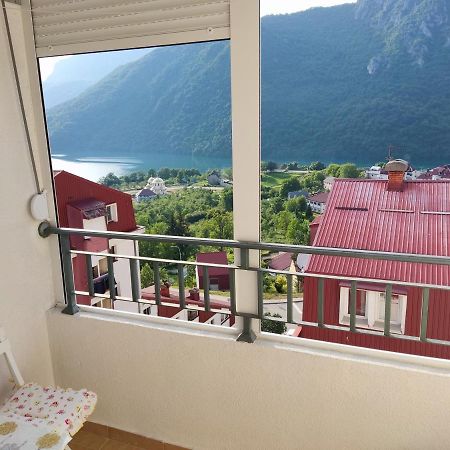 Apartman Dunja Плужине Екстериор снимка