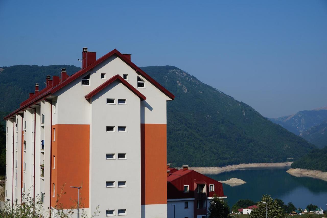 Apartman Dunja Плужине Екстериор снимка
