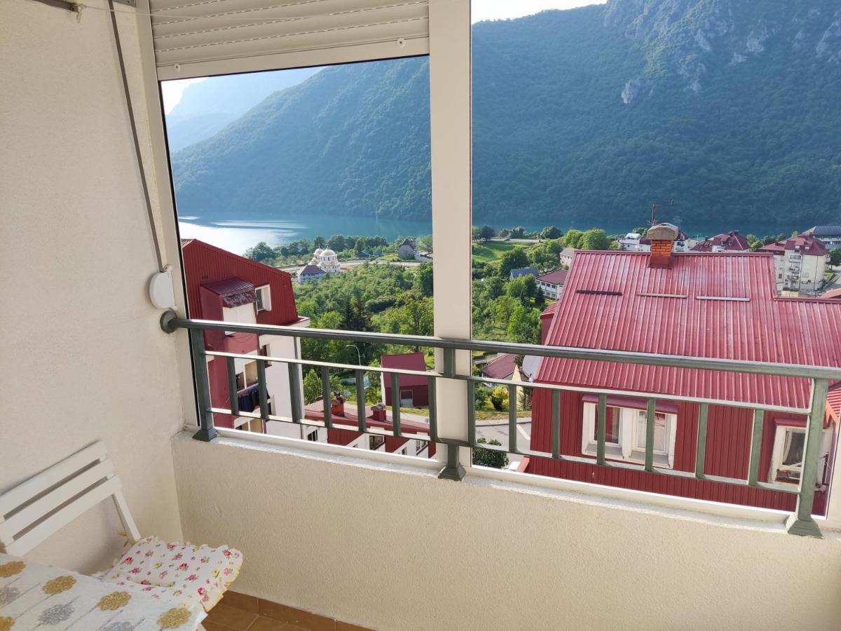 Apartman Dunja Плужине Екстериор снимка