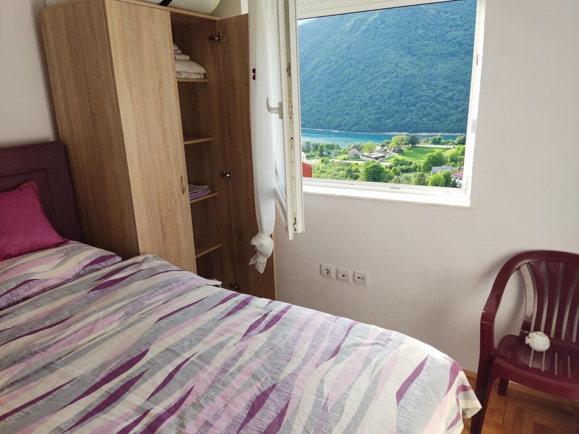 Apartman Dunja Плужине Екстериор снимка