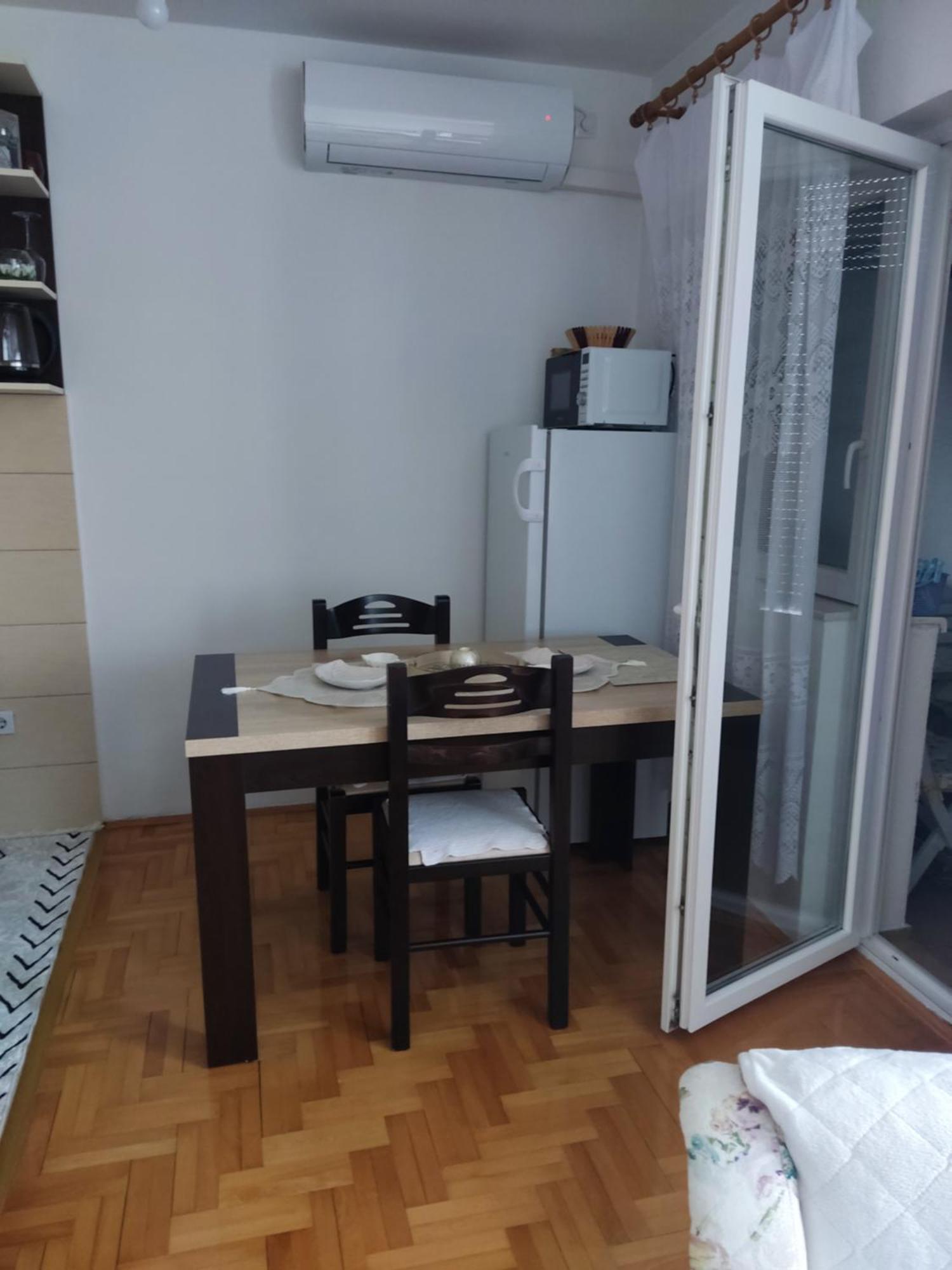 Apartman Dunja Плужине Екстериор снимка